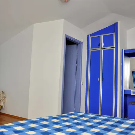 Blue Night 3* Konaklı